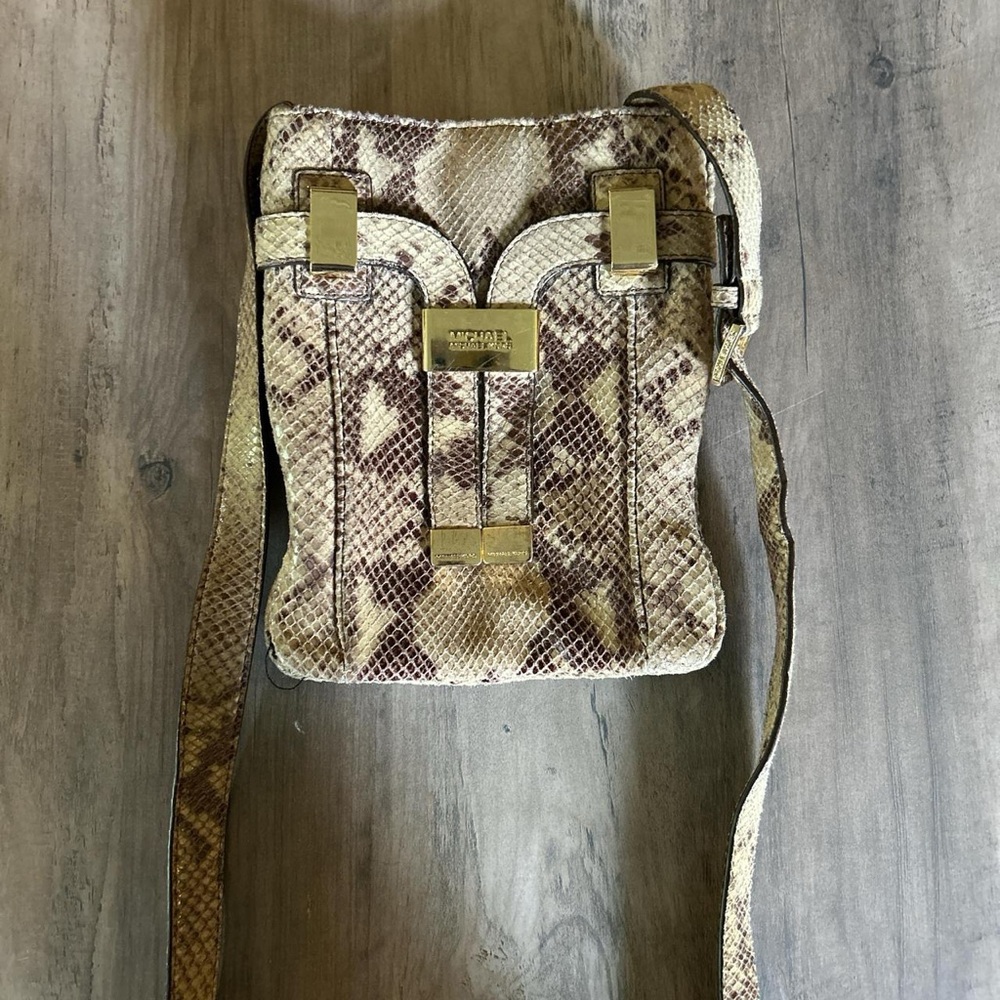 Snake skin print Michael Kors crossbody purse
